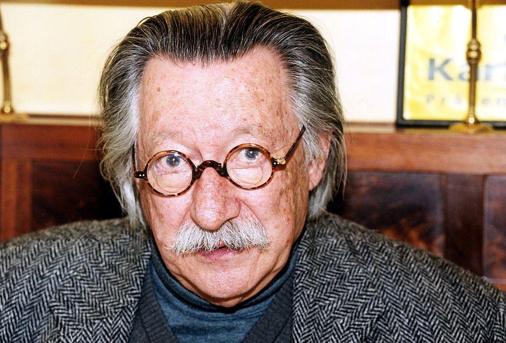 (ALEMANHA) 1923 Cientista D / EUA (um dos pais da inteligência artificial) Retrato - março de 1999 (Foto de GHOST/John Martyn/ullstein bild via Getty Images)