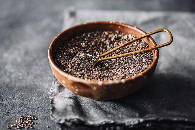 Pote com sementes de chia