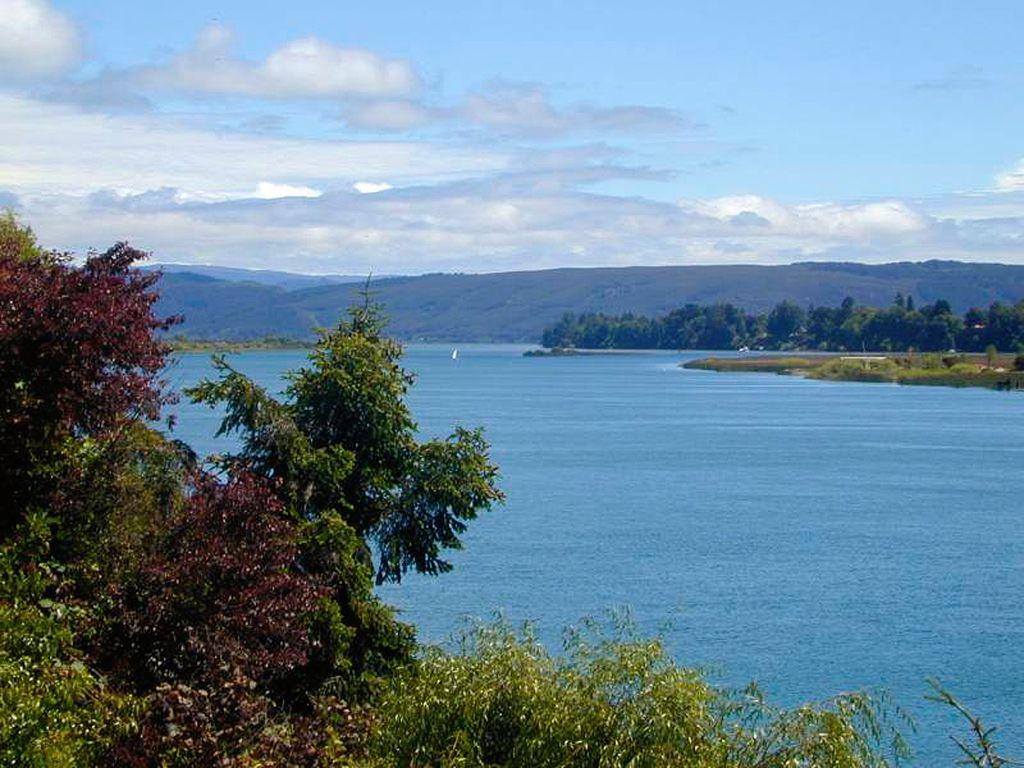 Vista del río Valdivia, Chile
