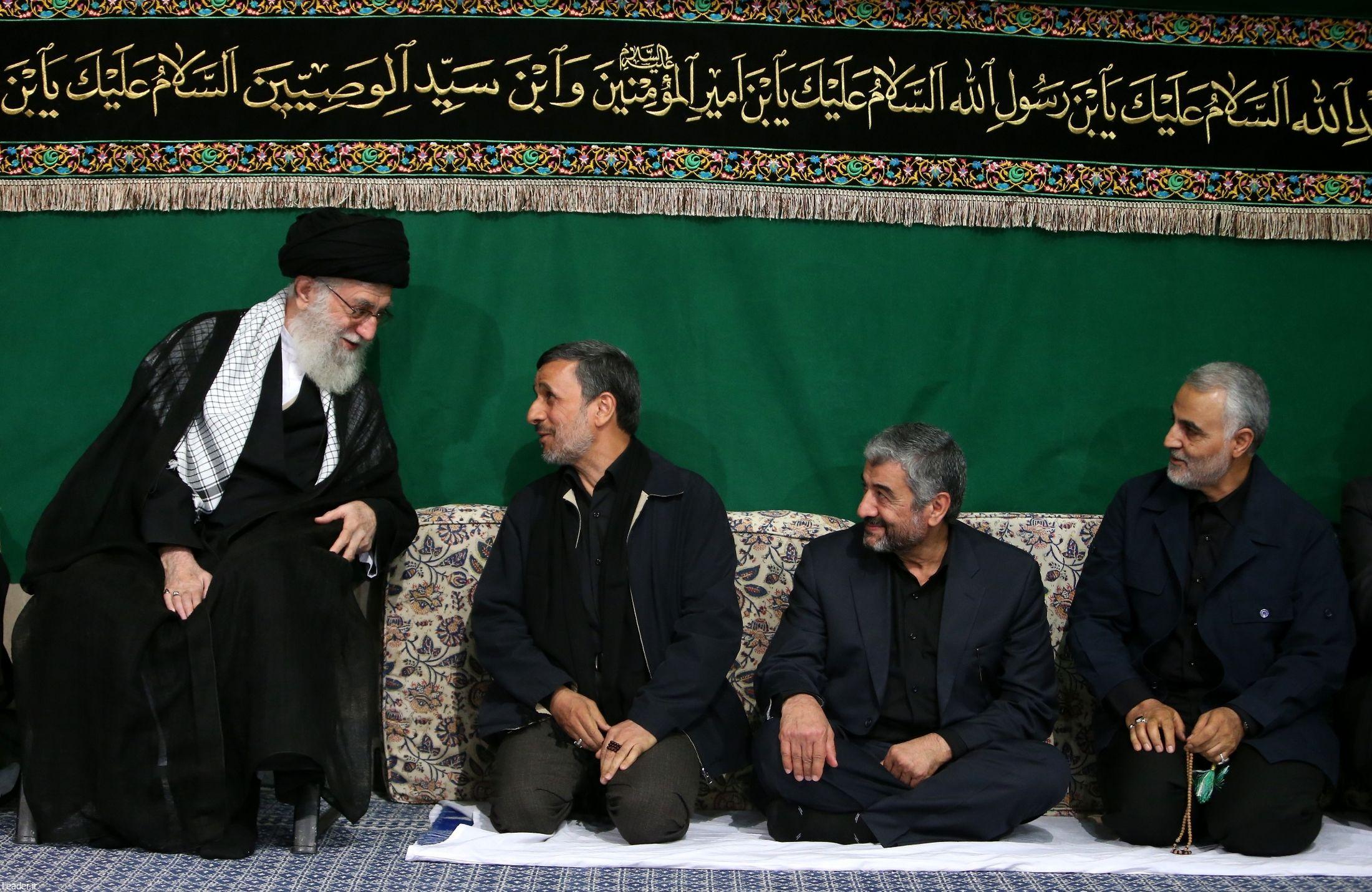قاسم سلیمانی، عزیز جعفری اور محمود احمدی نژاد کی علی خامنہ ای سے ان کے دفتر میں ملاقات