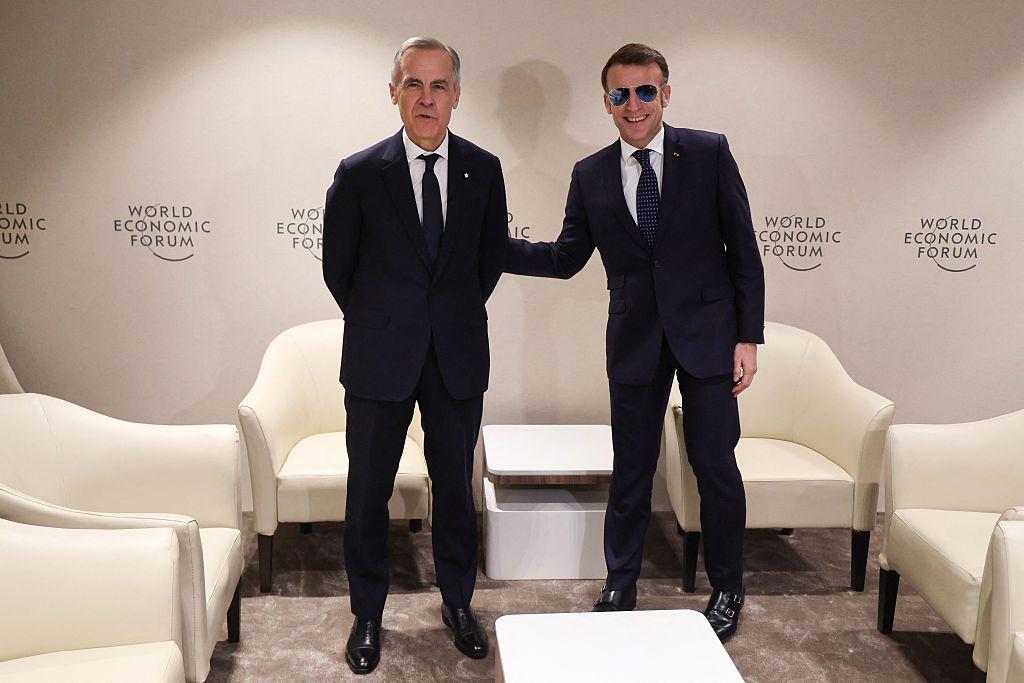 Mark Carney y Emmanuel Macron en Davos 