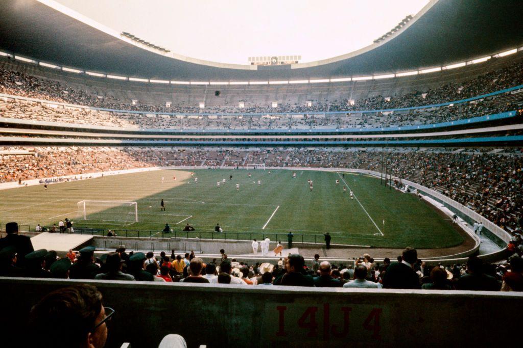 Vista geral do Est&aacute;dio Azteca em outubro de 1968, na Cidade do M&eacute;xico, durante os Jogos Ol&iacute;mpicos do M&eacute;xico de 1968