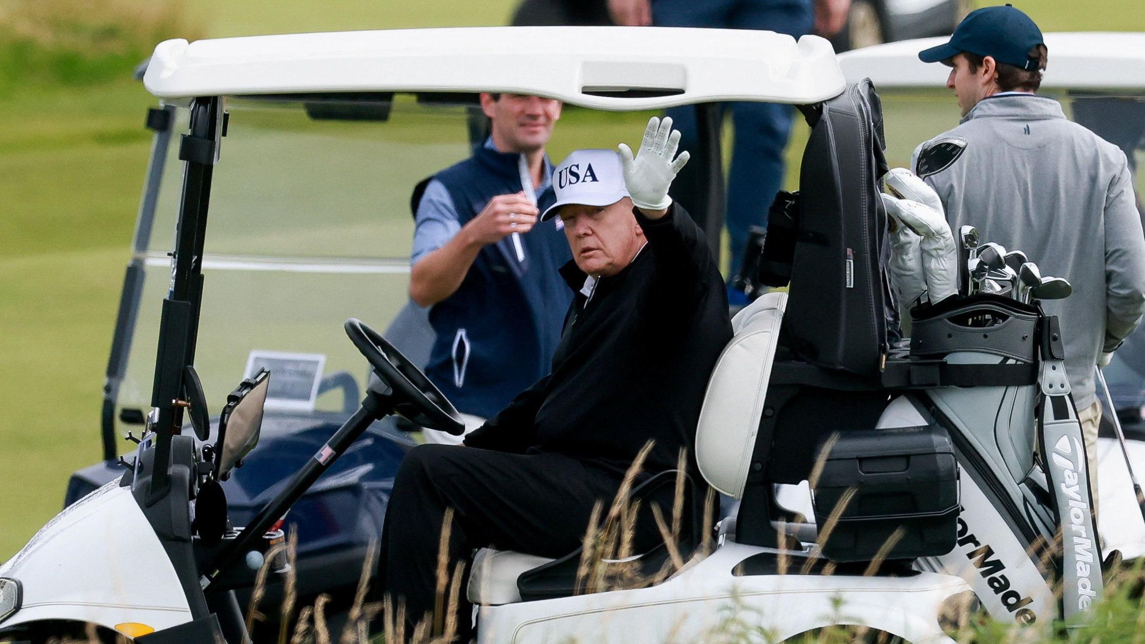 tramp, tramp igra golf