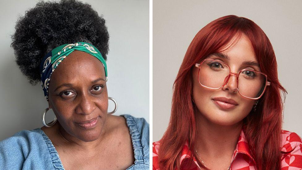  Venessa Swaby e Ellie Middleton, ambas contra um fundo cinza simples. Ellie usa óculos e ambas têm expressões neutras