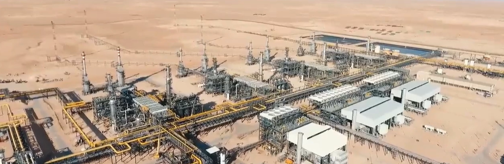 منشآت في حقل حاسي الرمل للغاز في الجزائر