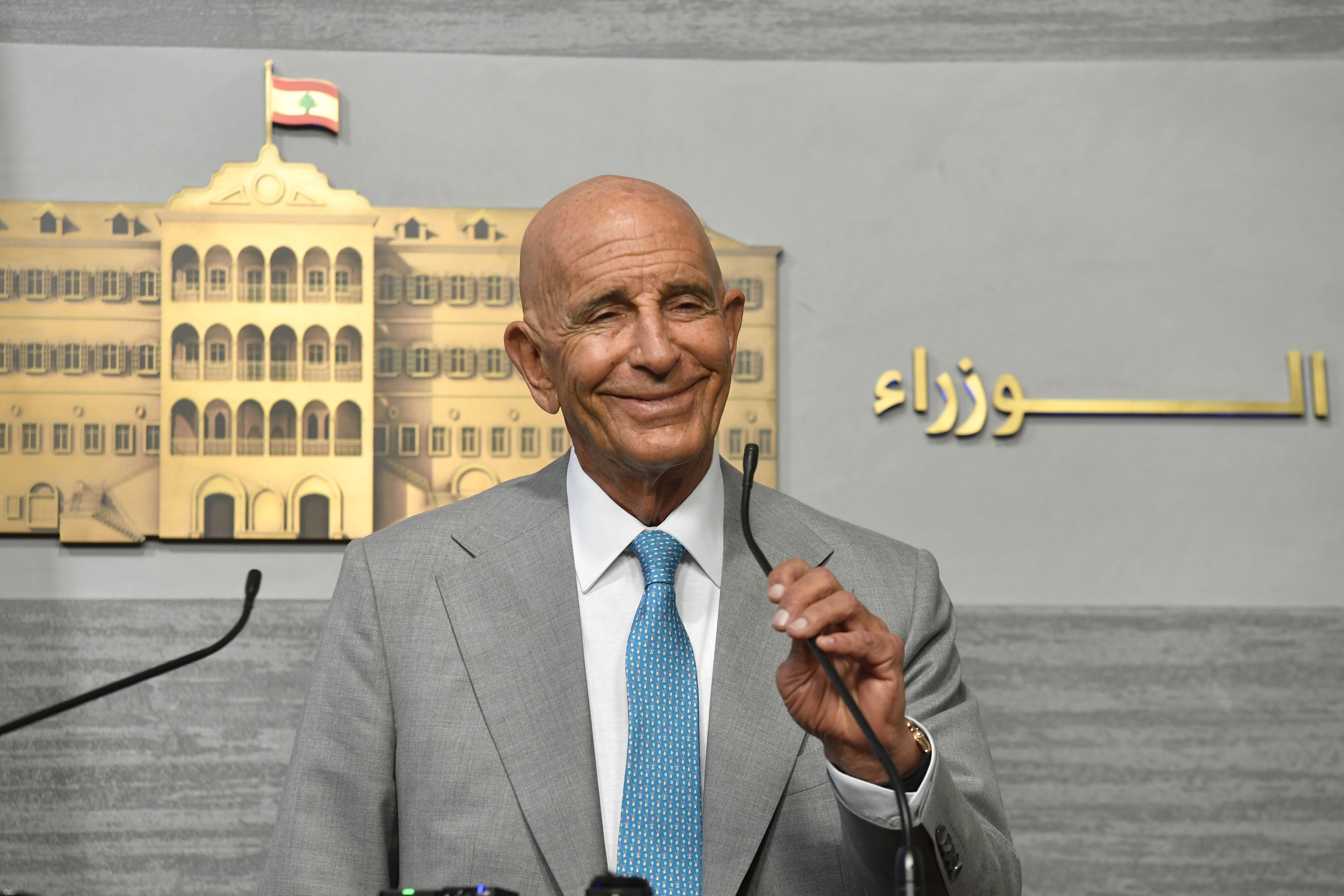 ورقة براك: هل تقايض واشنطن سلاح حزب الله بمستقبل لبنان؟ #عاجل 1 توماس براك – وهو سفير الولايات المتحدة لدى تركيا ومبعوثها الخاص لسوريا – زار بيروت لأول مرة في 19 حزيران/يونيو 2025 حاملاً خريطة طريق أمريكية مفصلة من 6 صفحات لطرحها على المسؤولين اللبنانيين.