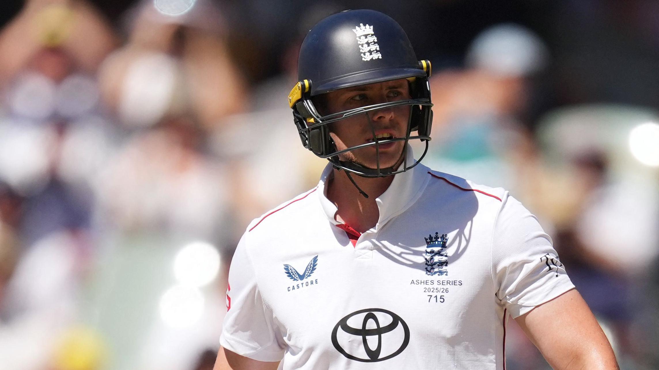 The Ashes: England lose sixth wicket amid more Snicko confusion