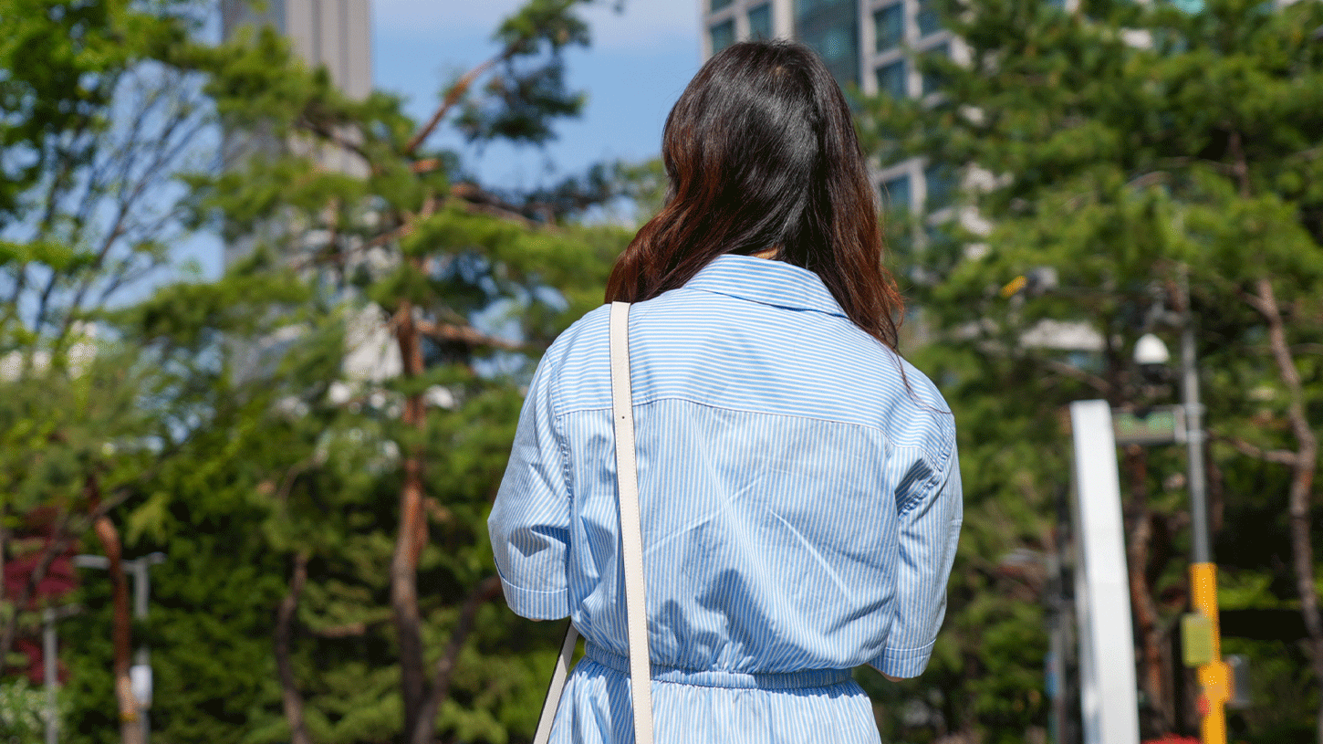 現年24歲的姜奎莉（Kang Gyuri，音譯）在2023年末冒險乘船逃往韓國