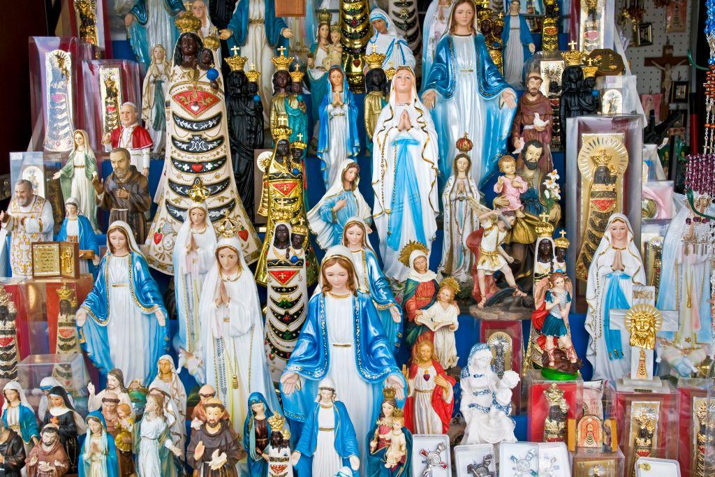 Imágenes de distintas vírgenes.