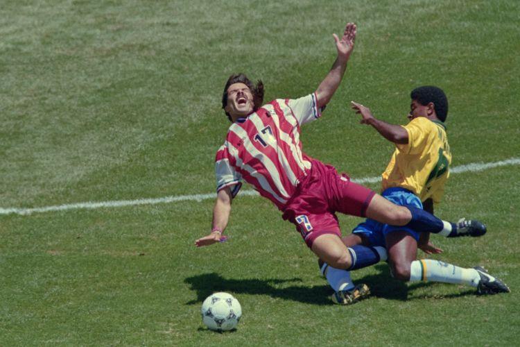 Lance do jogo Brasil x Estados Unidos, pela Copa de 1994