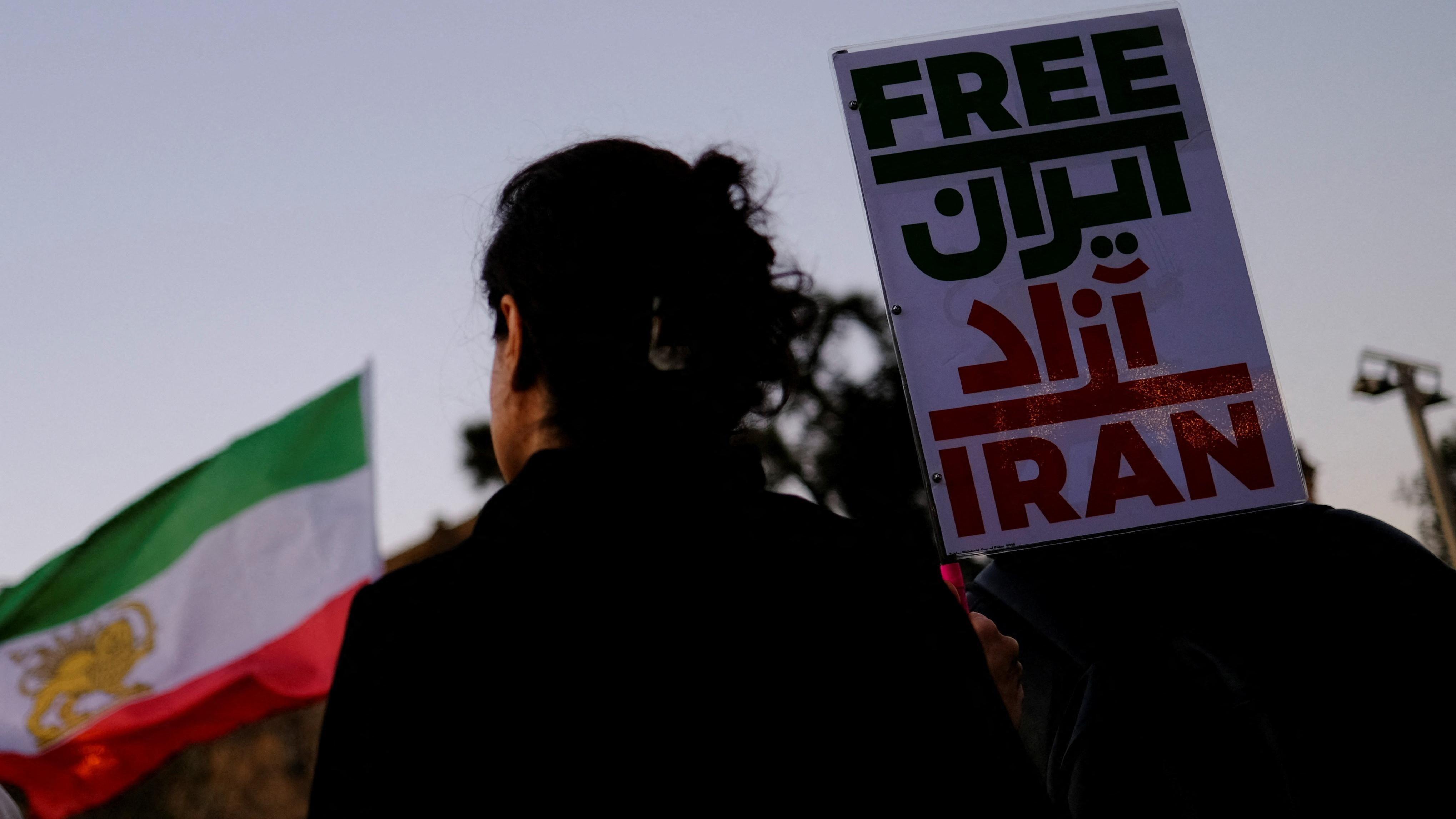 مظاهرات مناهضة للنظام الإيراني في برشلونة