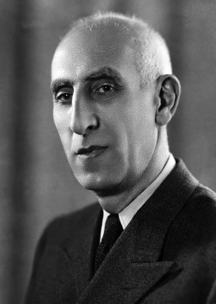 1950 کی دہائی میں محمد مصق ایران کے وزیرِ اعظم بنے