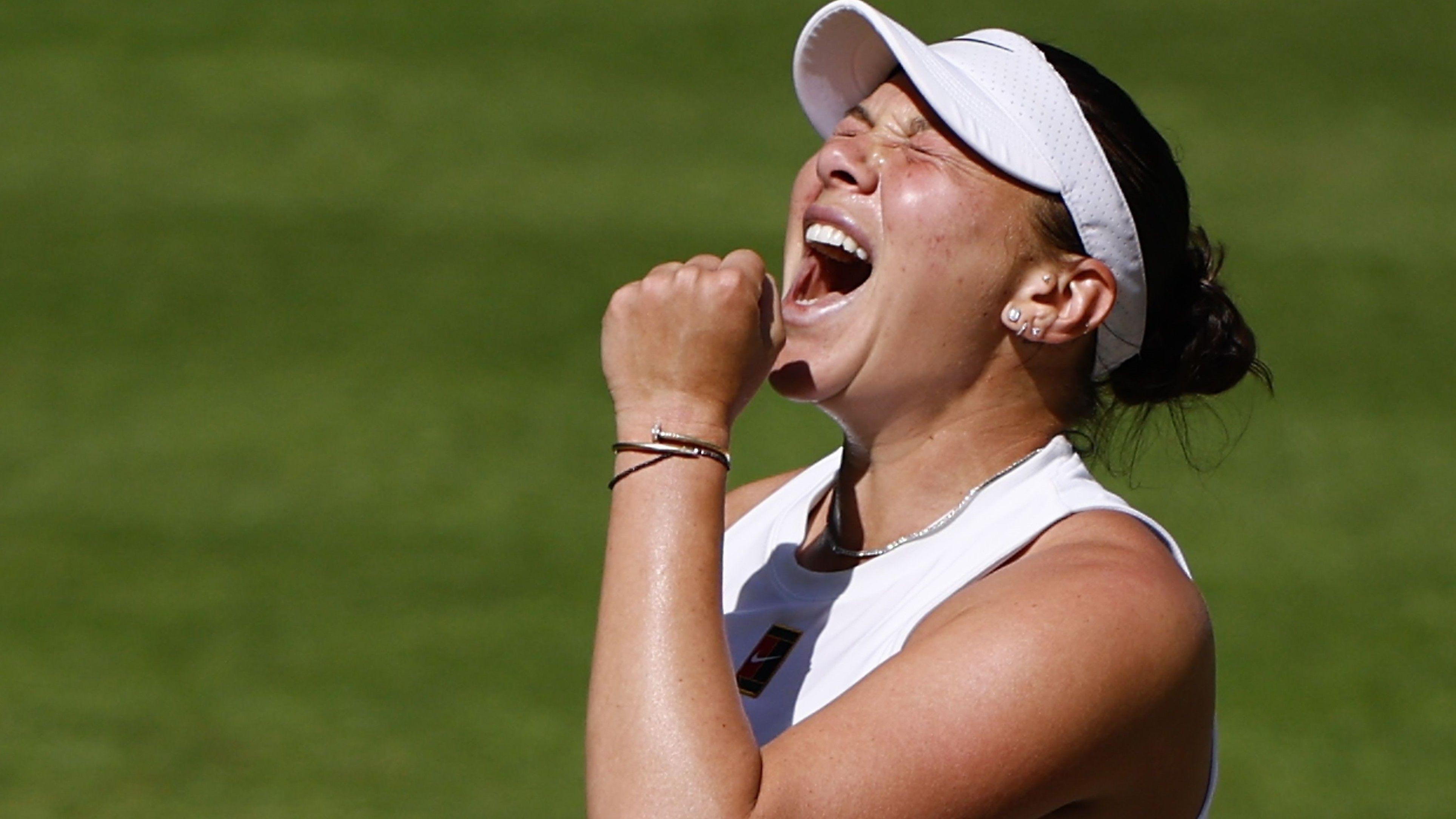 Wimbledon: Anisimova stuns Sabalenka to reach first major final
