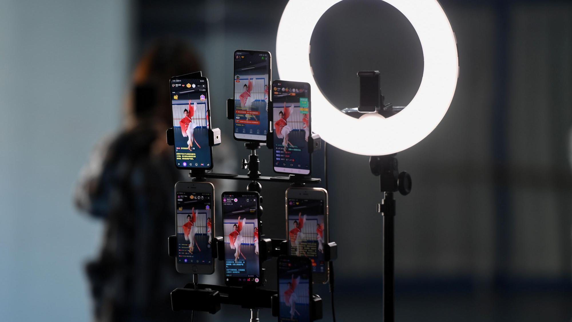 Online dancing courses are being conducted through livestreaming on March 11, 2020 in Kunming, Yunnan Province of China