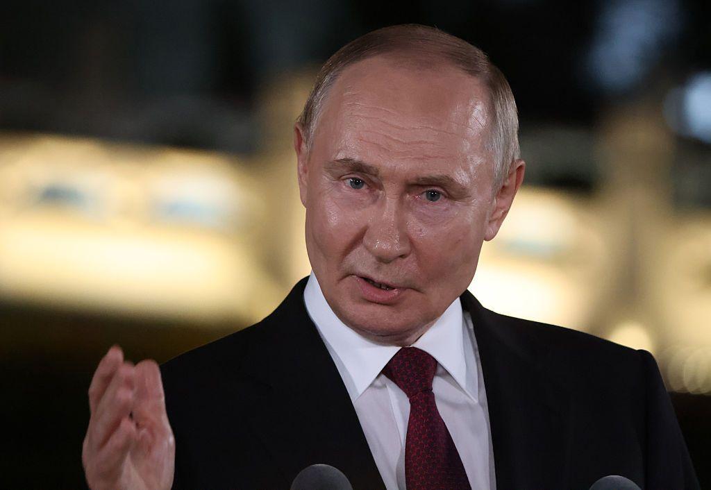 Vladimir Putin durante coletiva de imprensa na China