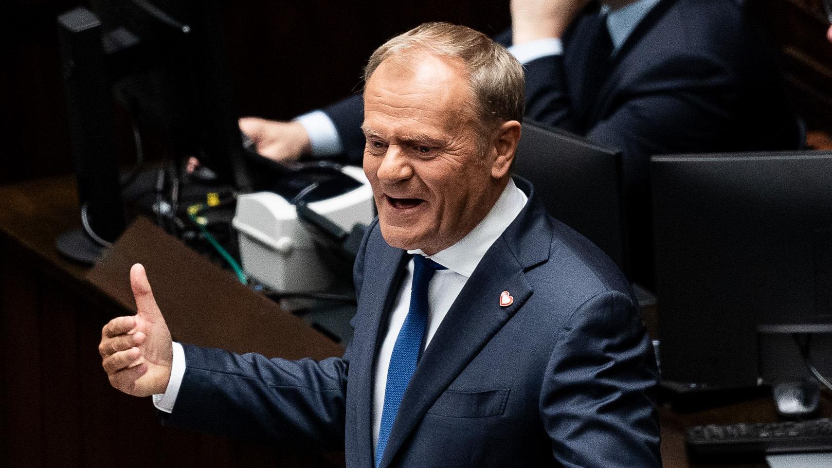 Polish PM Donald Tusk prepares for confidence vote 