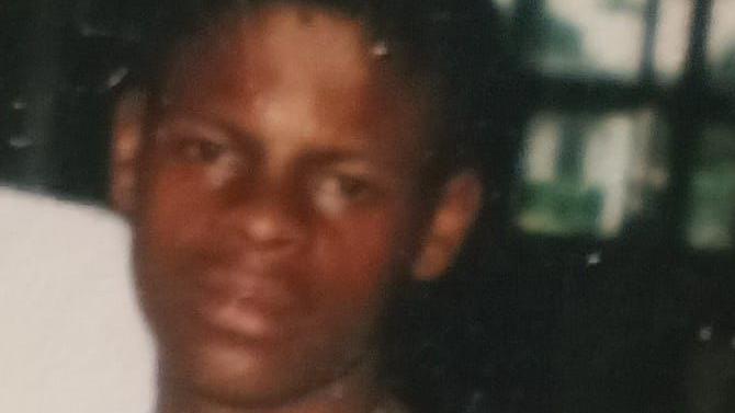 畢肖普（圖中14歲）