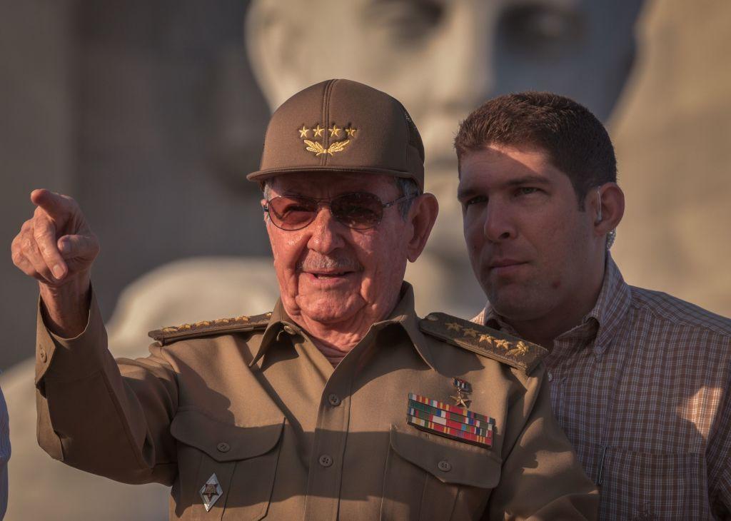 Raúl Guillermo y Raúl Castro