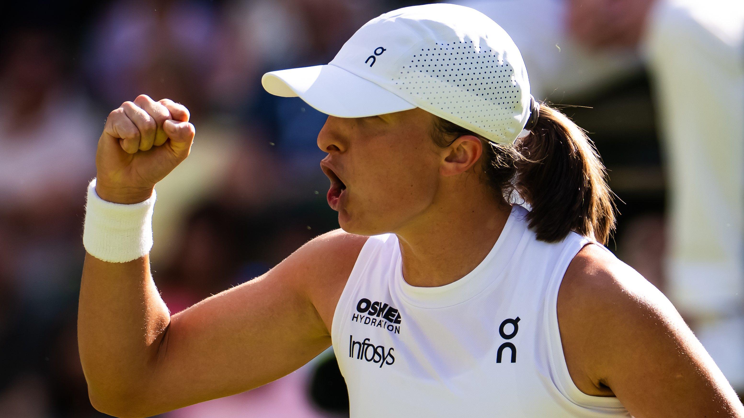Wimbledon: Watch build-up to Swiatek v Anisimova in womens final
