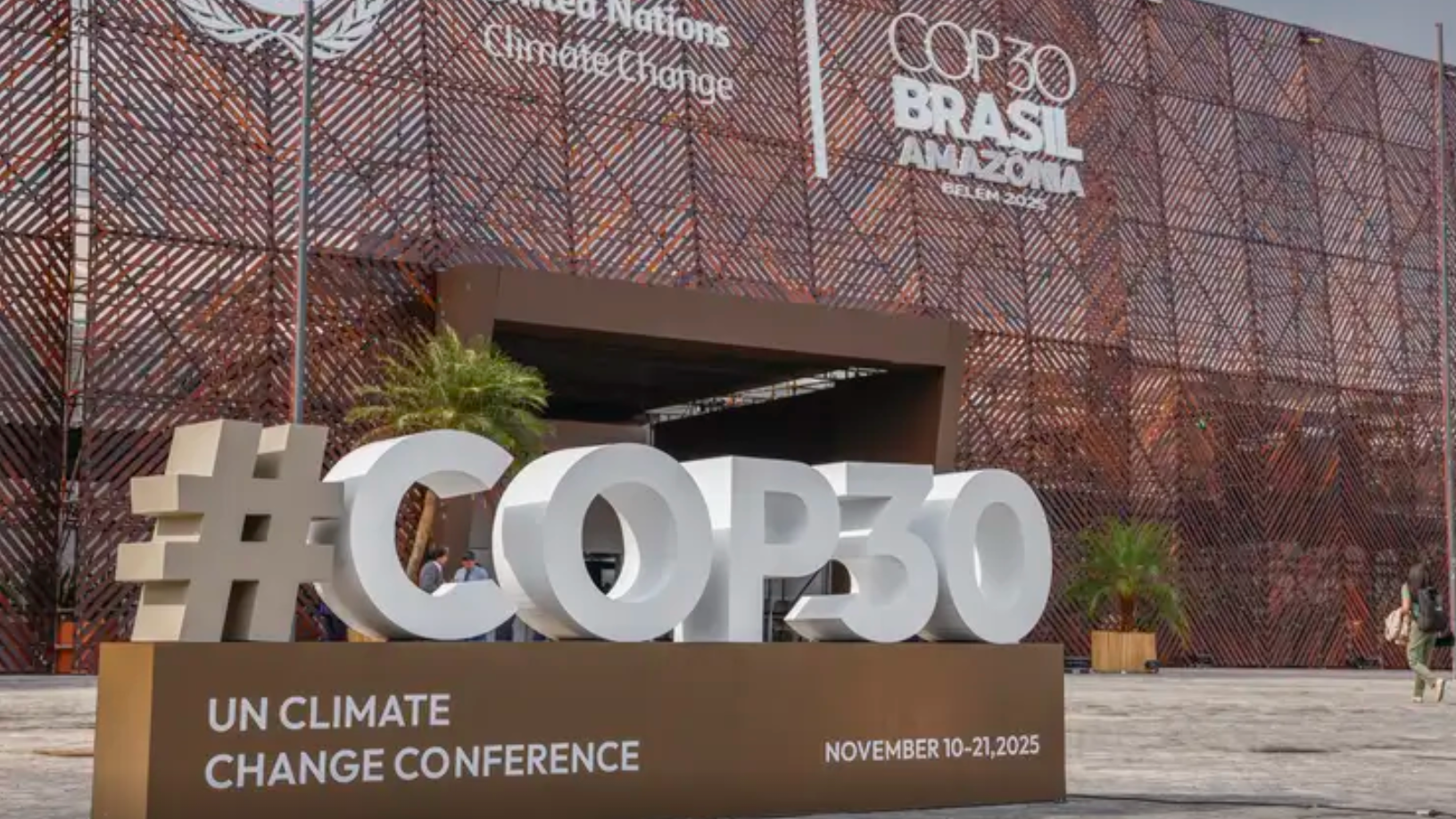  Entrada de um dos galpões da COP30