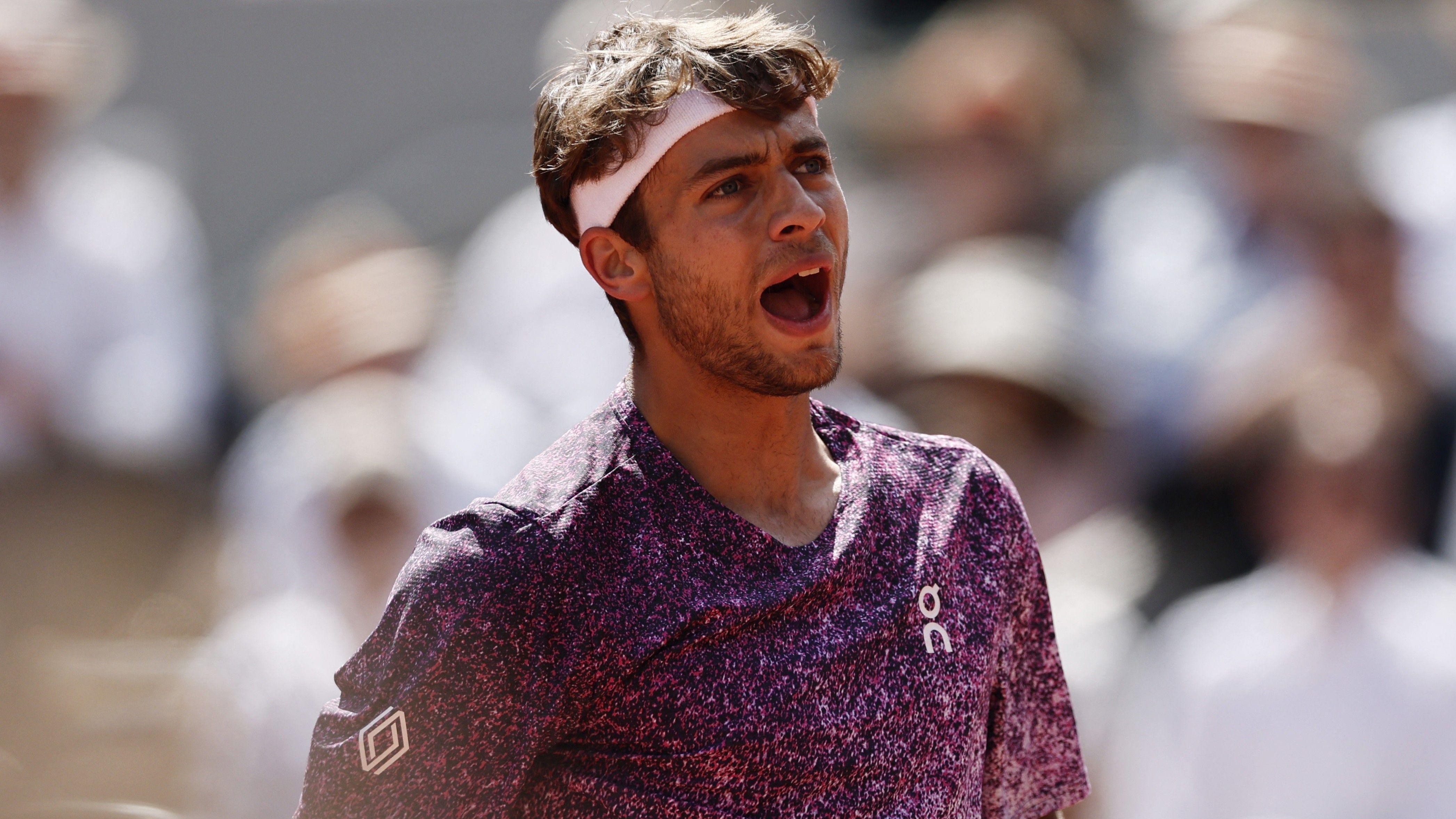 French Open final: Zverev serving to stay in second set - listen & follow