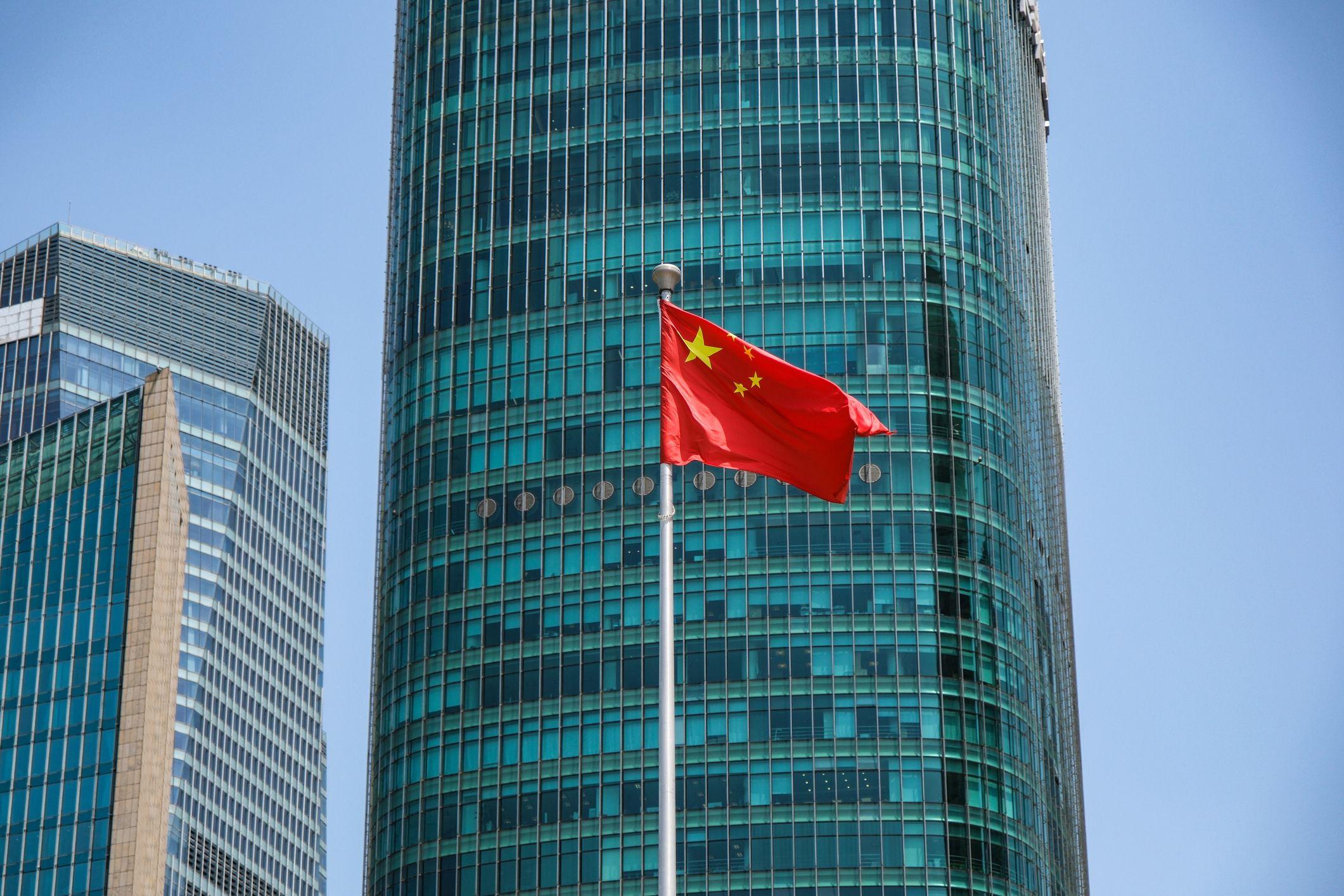 "كيف تُعلّم الصين السلطويين الابتكار؟" - مقال في بلومبرغ