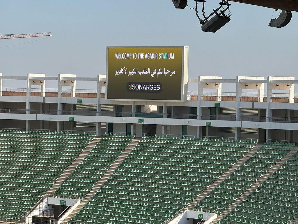  ملعب أكادير