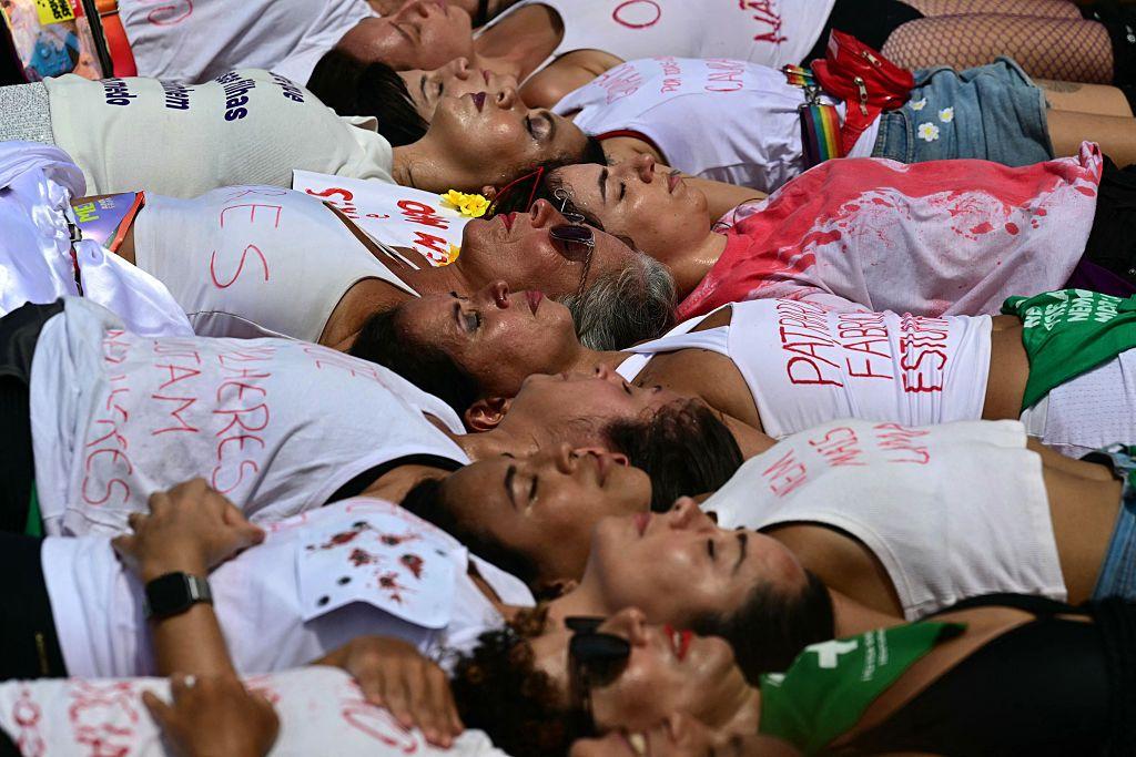 Mujeres en una demostración por el Día de la Mujer en Río de Janeiro. 