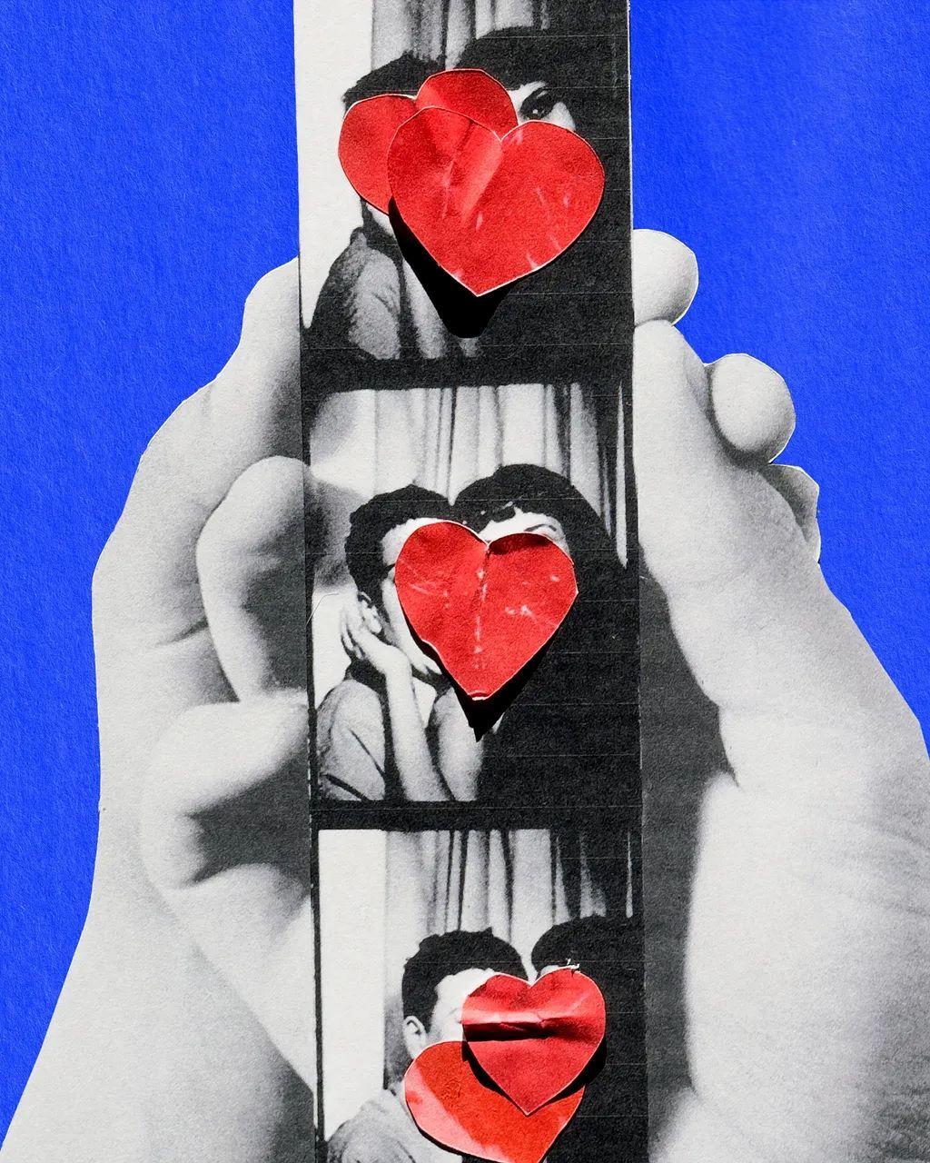 ljudske ruke drže male fotografije na kojima su muškarac i žena a preko njihovih lica je crveno srce