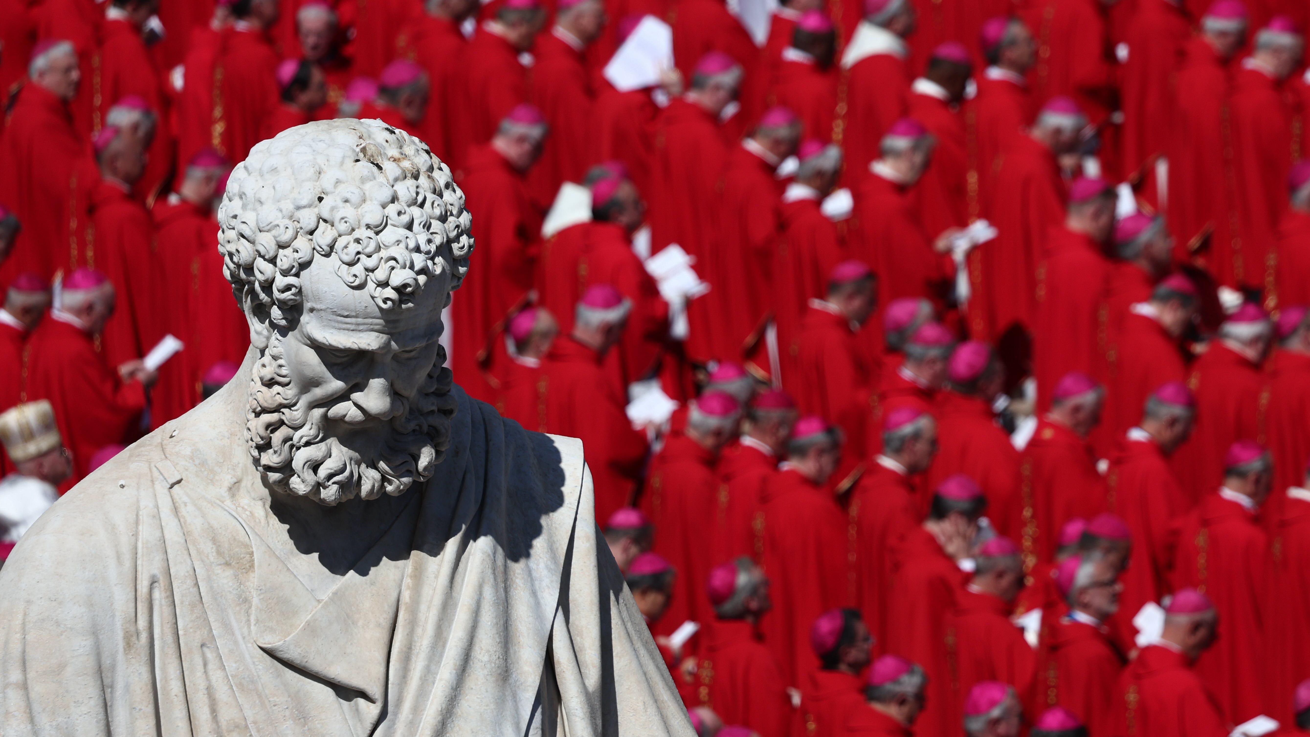 Sveti Petar, čija se statua nadvija nad Vatikanom, bio je oženjen