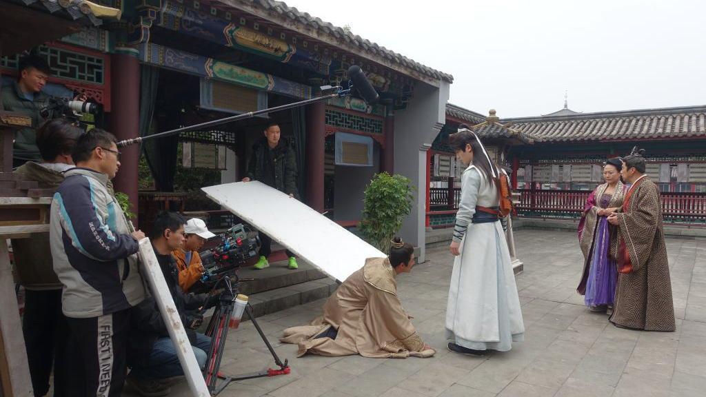 一個劇組在橫店拍戲