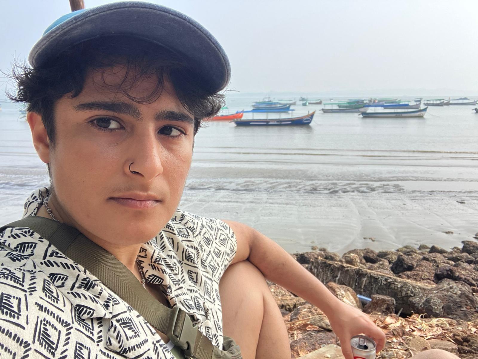 تعتقد صوفيا، التي عانت من نقص شديد في الوزن خلال معظم سنوات مراهقتها، أنها مصابة بالسكري من النوع الخامس
