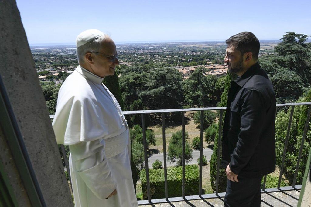 El papa León XIV y el presidente ucraniano