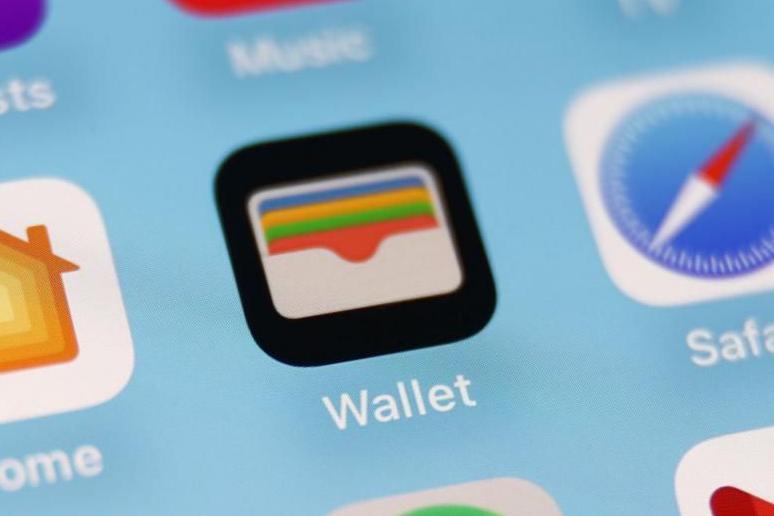 شاشة هاتف عليها تطبيقات