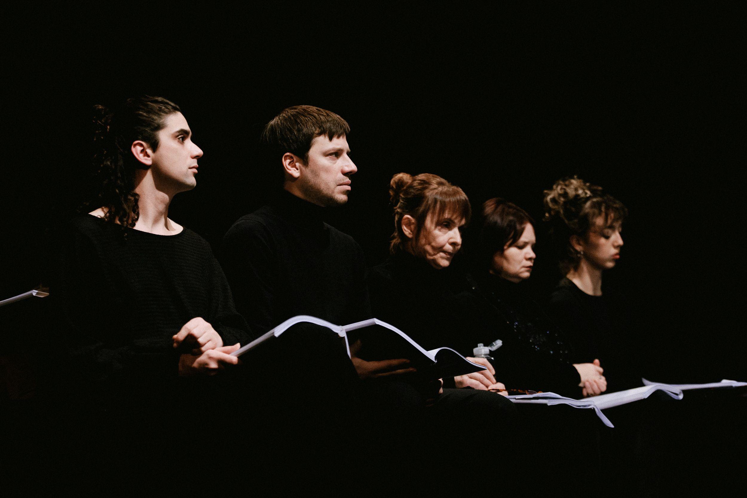 Ne:Bitef i „Proces Peliko“ za publiku željnu pravde 4 Učesnici u predstavi "Proces Peliko"