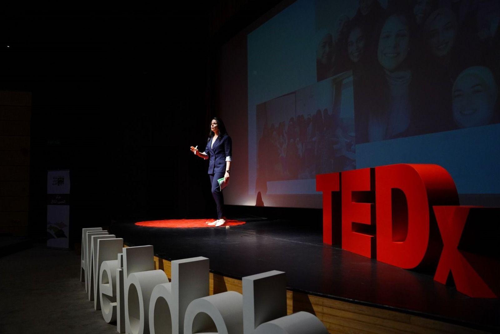 د. دانة قاقيش تتحدث في تيد إكس