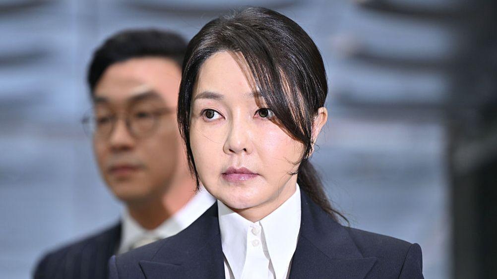 Wife of South Koreas jailed ex-president arrested