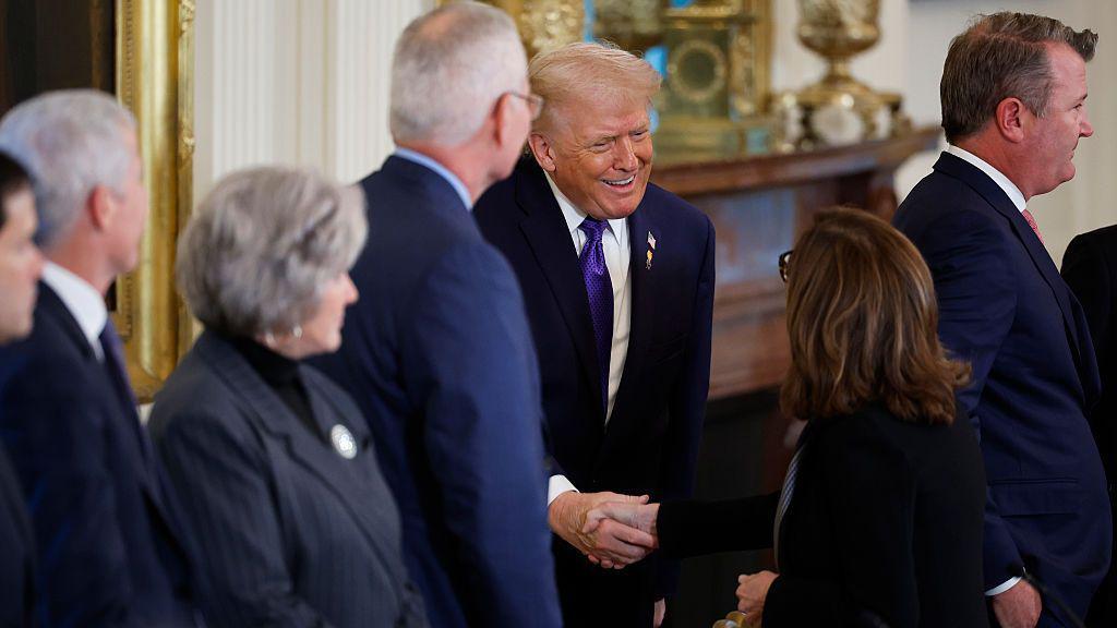 Trump meets oil executives over Venezuela investments