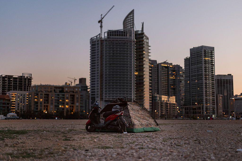 "هذه أكثر مرة أرى فيها أشخاصاً ينامون على الطرقات"