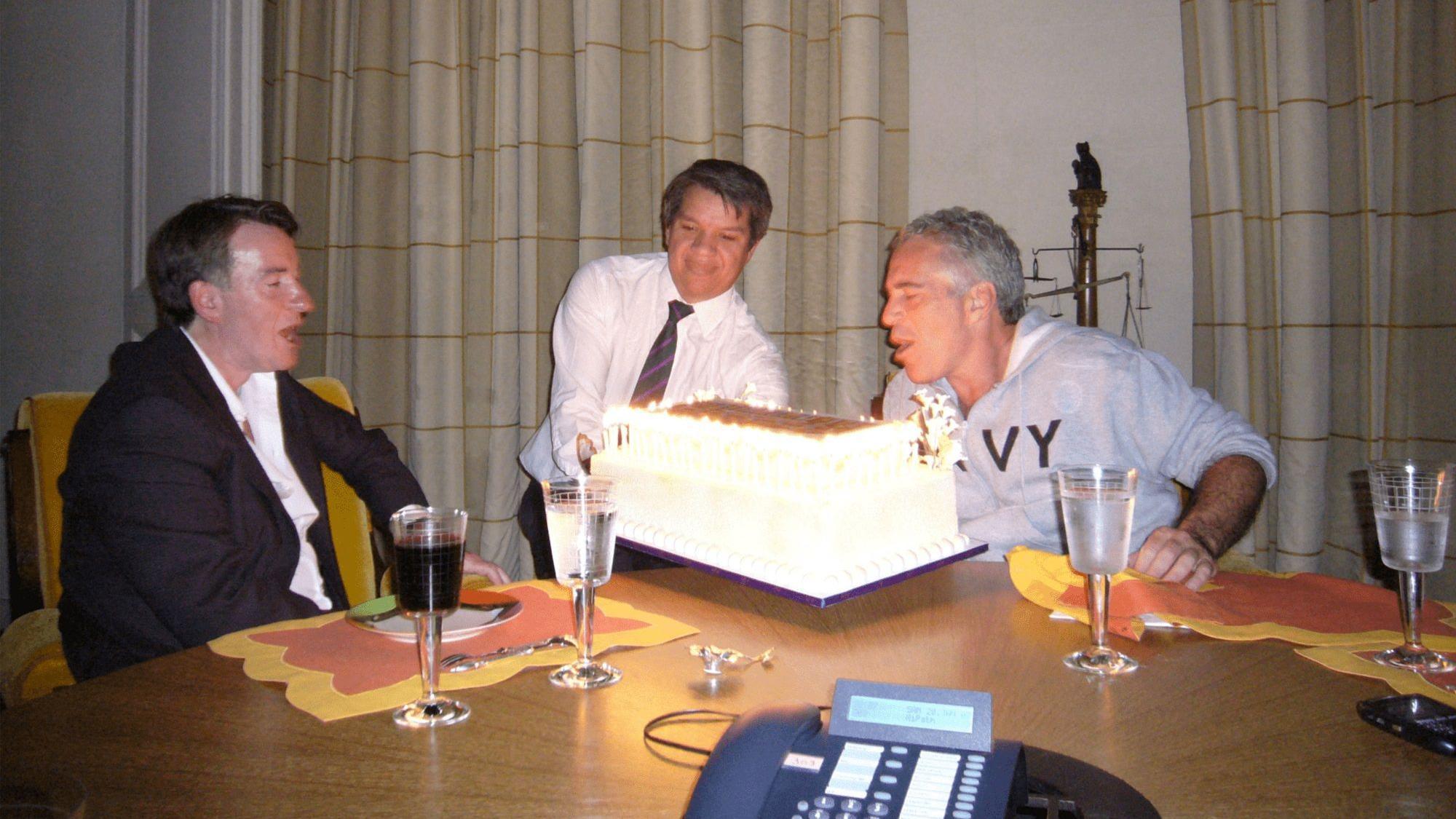 البرلمان البريطاني يوافق على نشر وثائق تتعلق باللورد ماندلسون وإبستين 