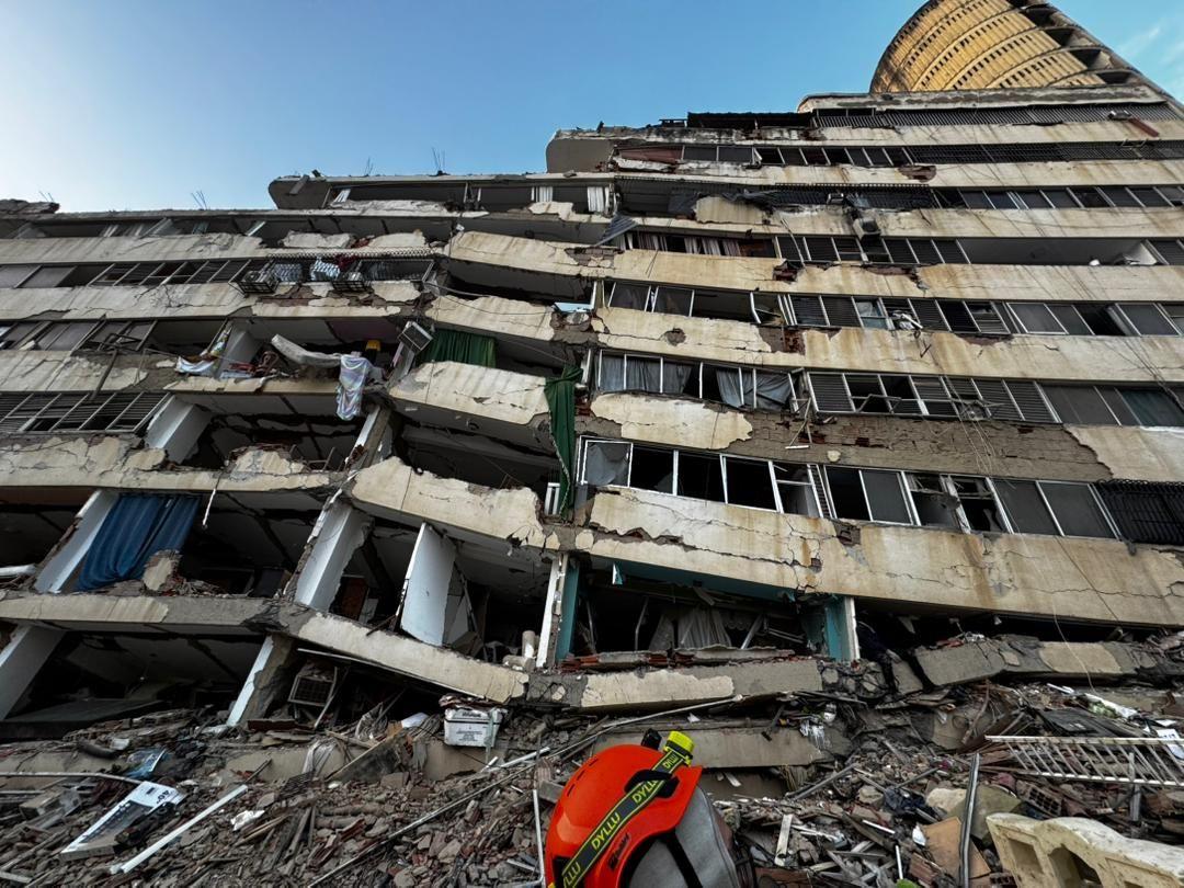 Edificio en ruinas en La Guaira