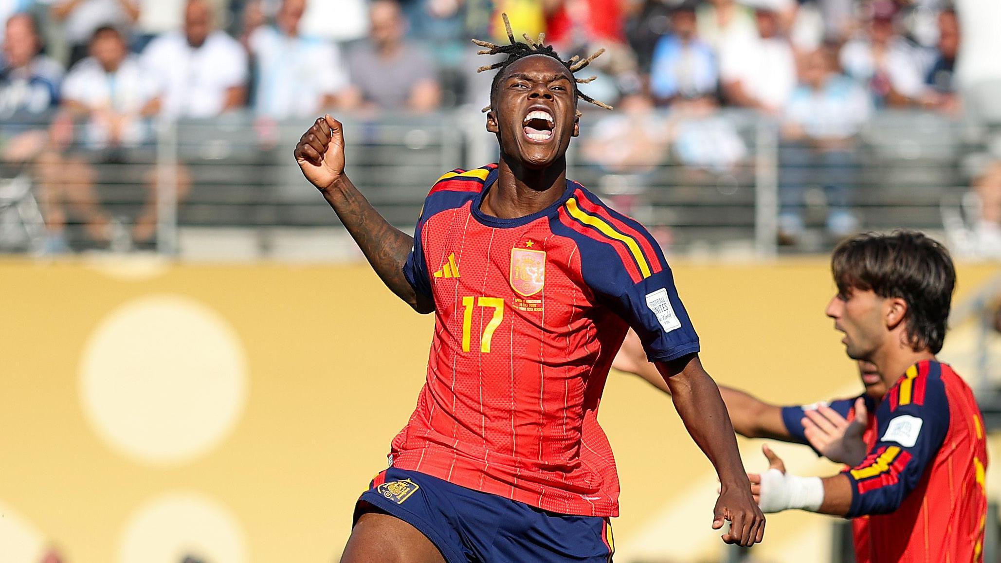 Watch as Spain have extra-time goal against 10-man Argentina ruled out in World Cup final
