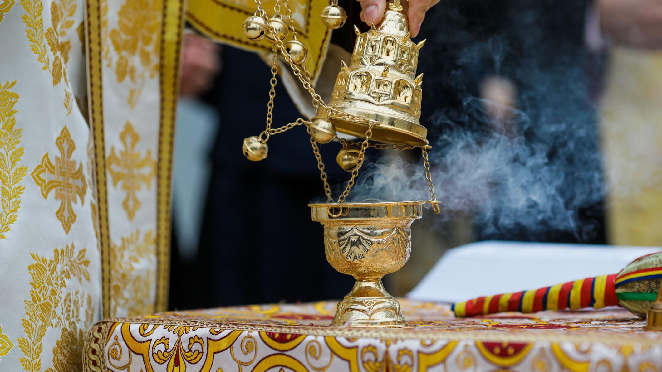 Incienso usado en la iglesia 