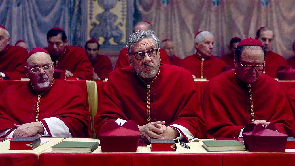 Cena de 'Conclave' com Sergio Castellitto