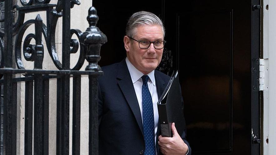 MPs vote against Starmer facing parliamentary inquiry over Mandelson vetting