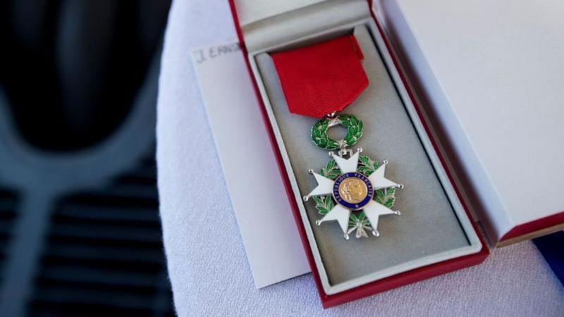 A medalha da Ordem Nacional da Legi&atilde;o de Honra