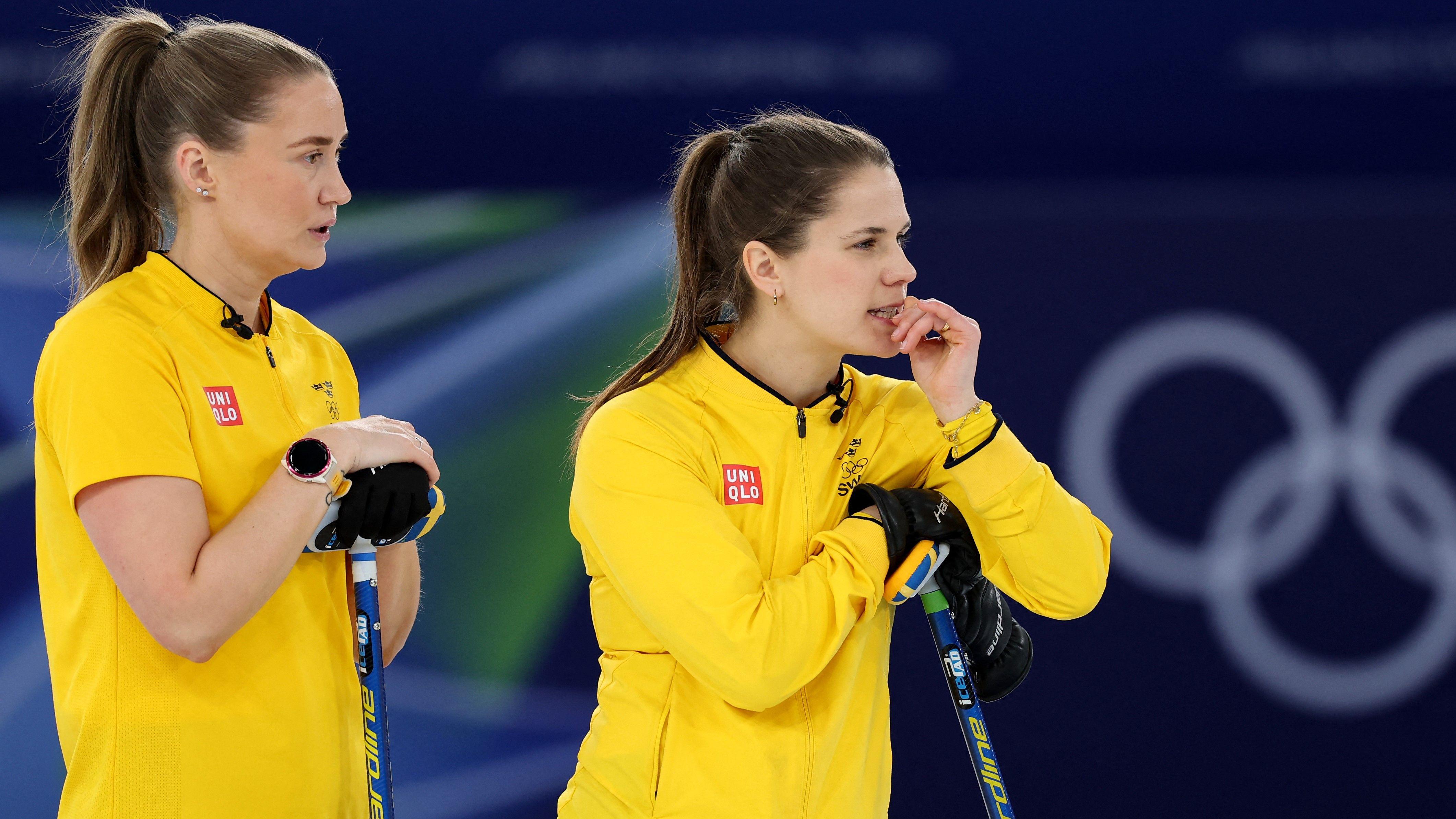 Winter Olympics: Closing stages of womens curling final - watch & follow