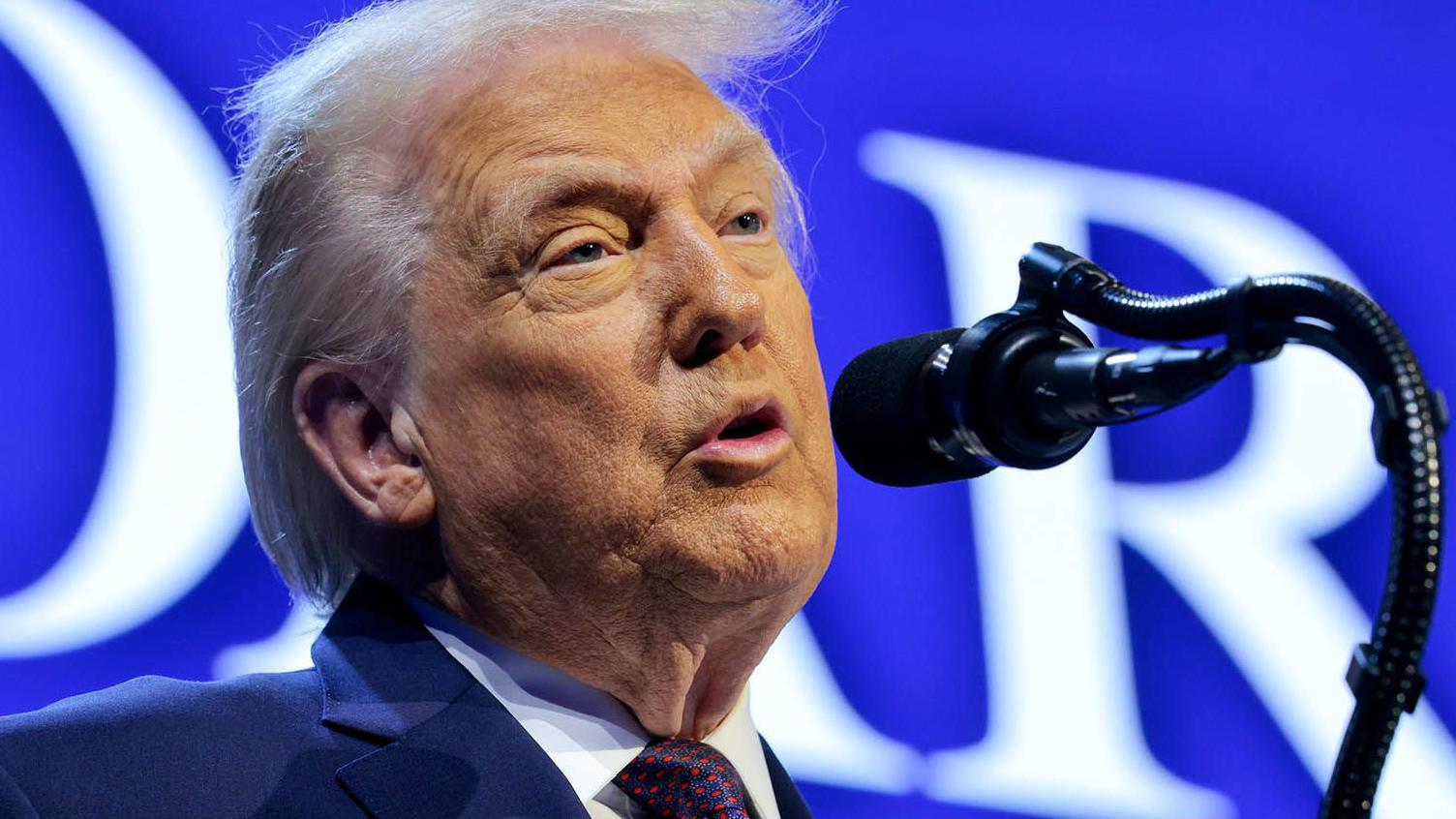 特朗普在「和平委員會」倡議的憲章發布活動上