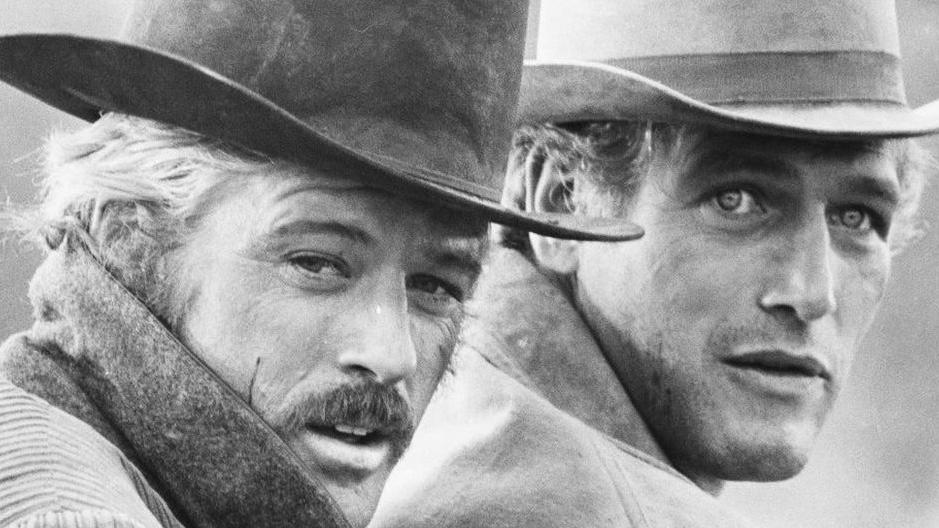 بول نيومان وروبرت ريدفورد في لقطة من فيلم "بوتش كاسيدي وصندانس كيد"