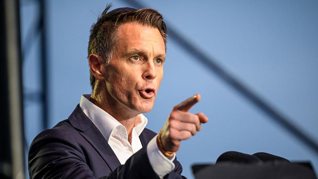 Australian move to fast-track new gun and protest laws after Bondi shooting draws criticism 